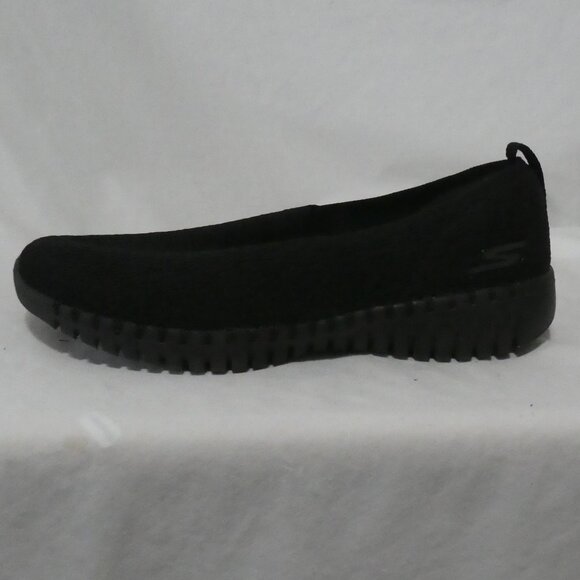 SKETCHERS - Air Cooled Goga Mat | size 9.5 | Black GOwalk Smart 2 - Cherlin - Picture 9 of 13